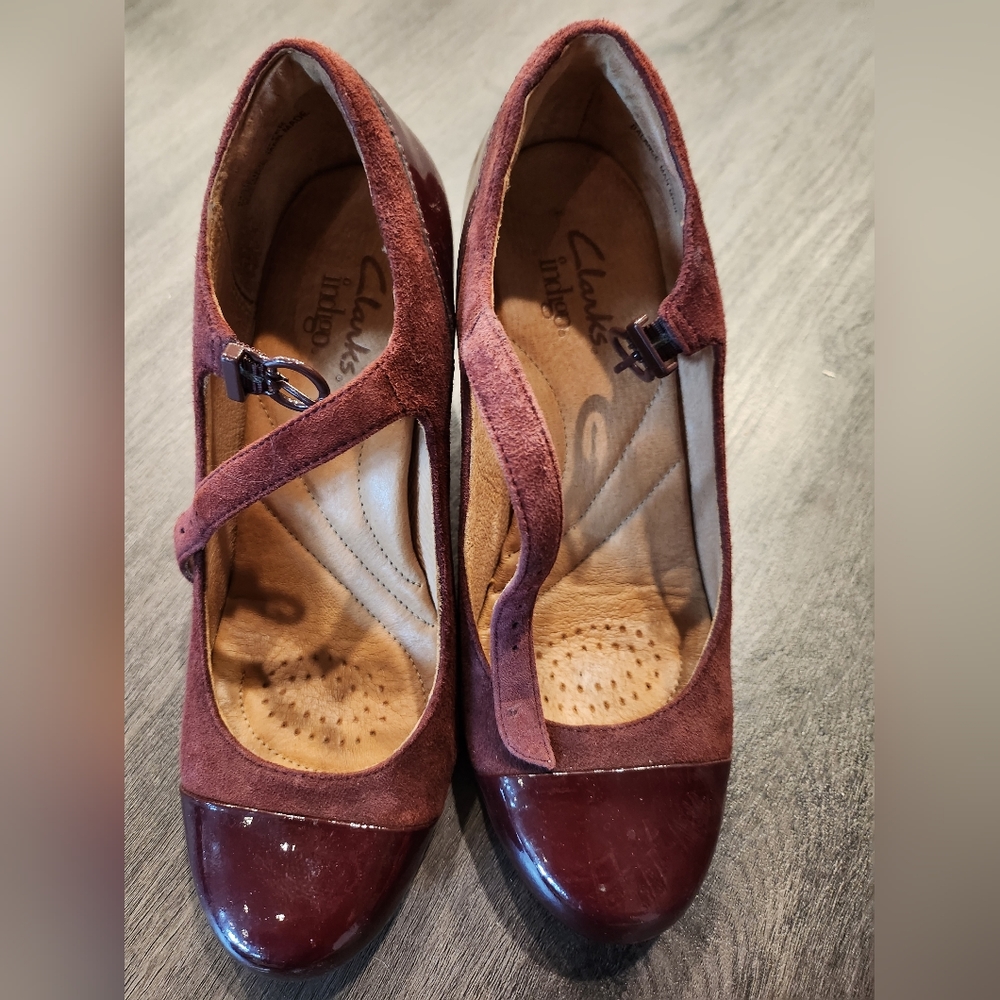 Clarks red woman high heels size 6